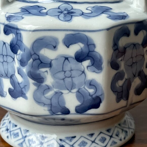 Small Chinese Teapot Blue & White Porcelain Hand Painted Marking Hieroglyphs - Picture 5 of 15